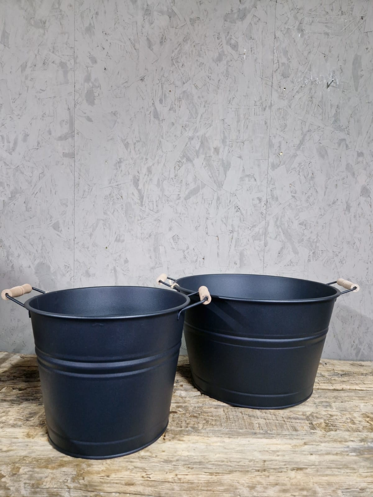 Buitenpot Sebo matt black groot