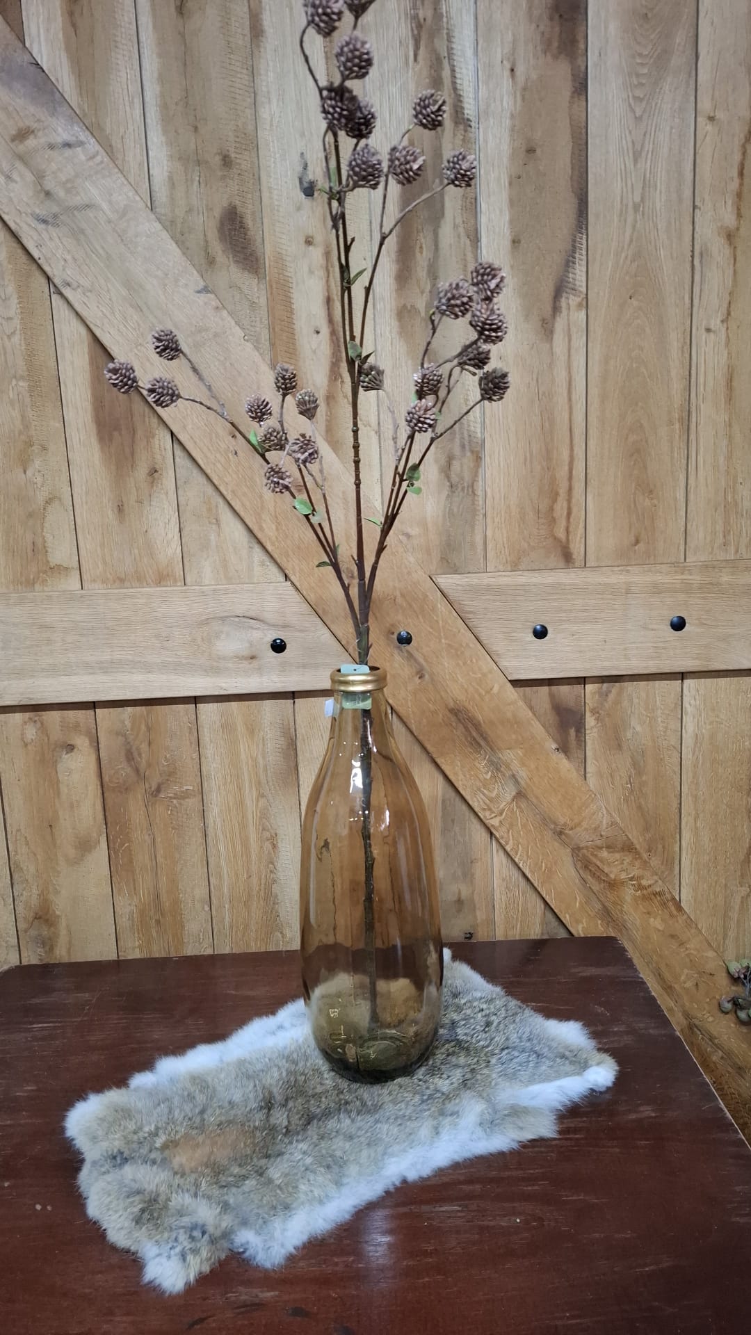 Twig with Cedercones Autumn bruin kunsttak 80 cm; exclusief vaas