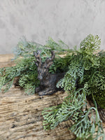 Decoratiebeeld Hert Liggend – Stoer en Sfeervol