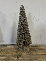 Decoratieve kerstboom met champagnekleurige glitter – klein en groot