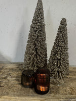 Decoratieve kerstboom met champagnekleurige glitter – klein en groot