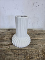Geribbelde Vaas Wit – Compact – 21,5 cm