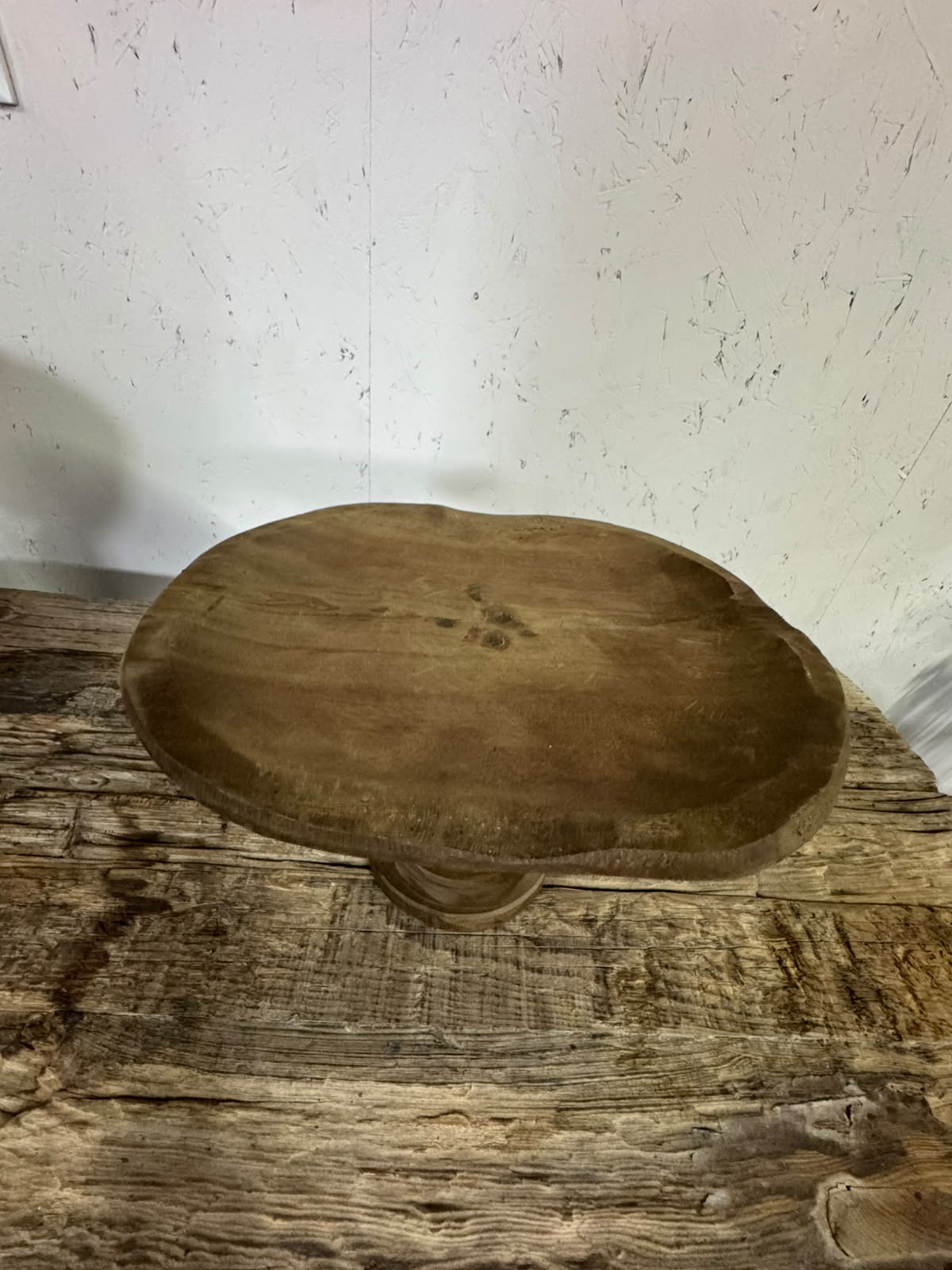Houten plateau op voet naturel bruin – Schuur 81