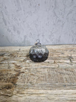 Kerstbal Lara 1