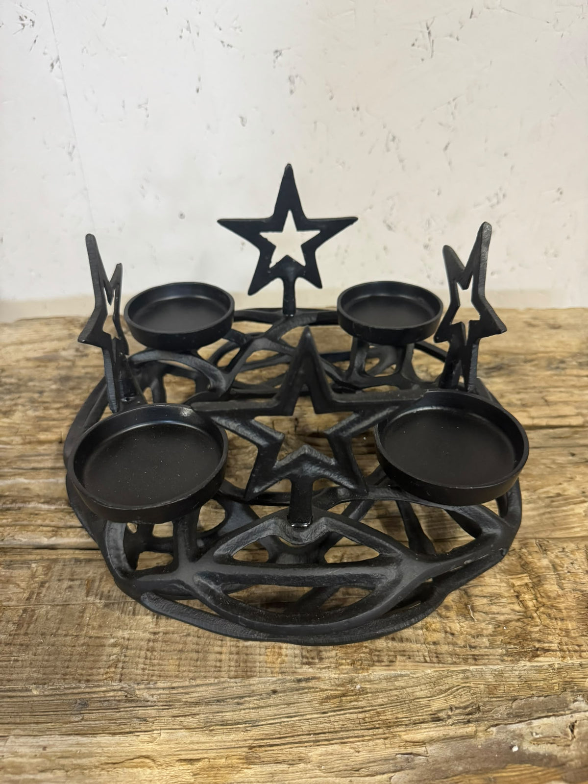 Zwarte metalen adventskandelaar met sterren diameter 29 cm