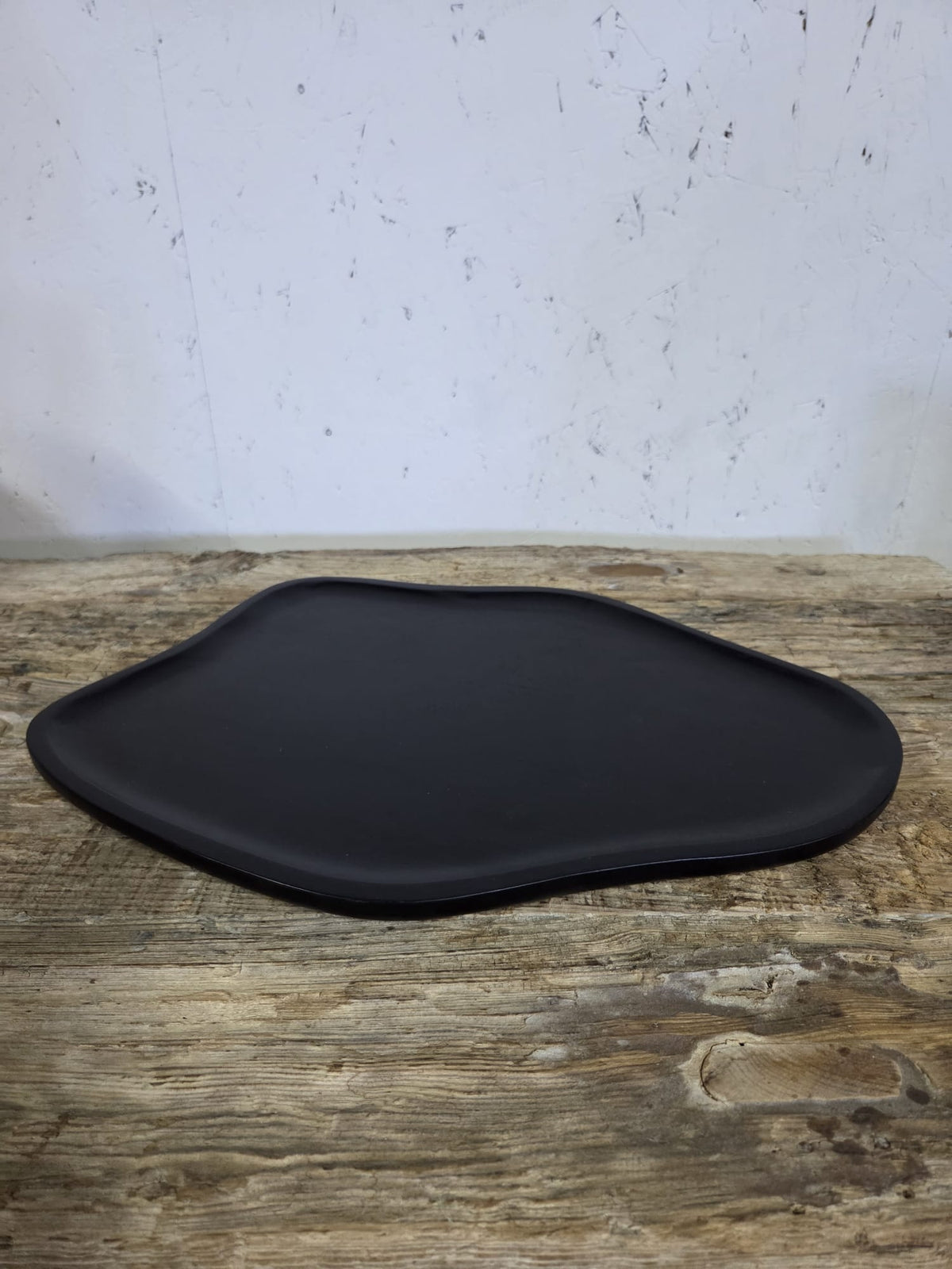 Organisch Dienblad Zwart – Hout – Ø 42 × 30 cm