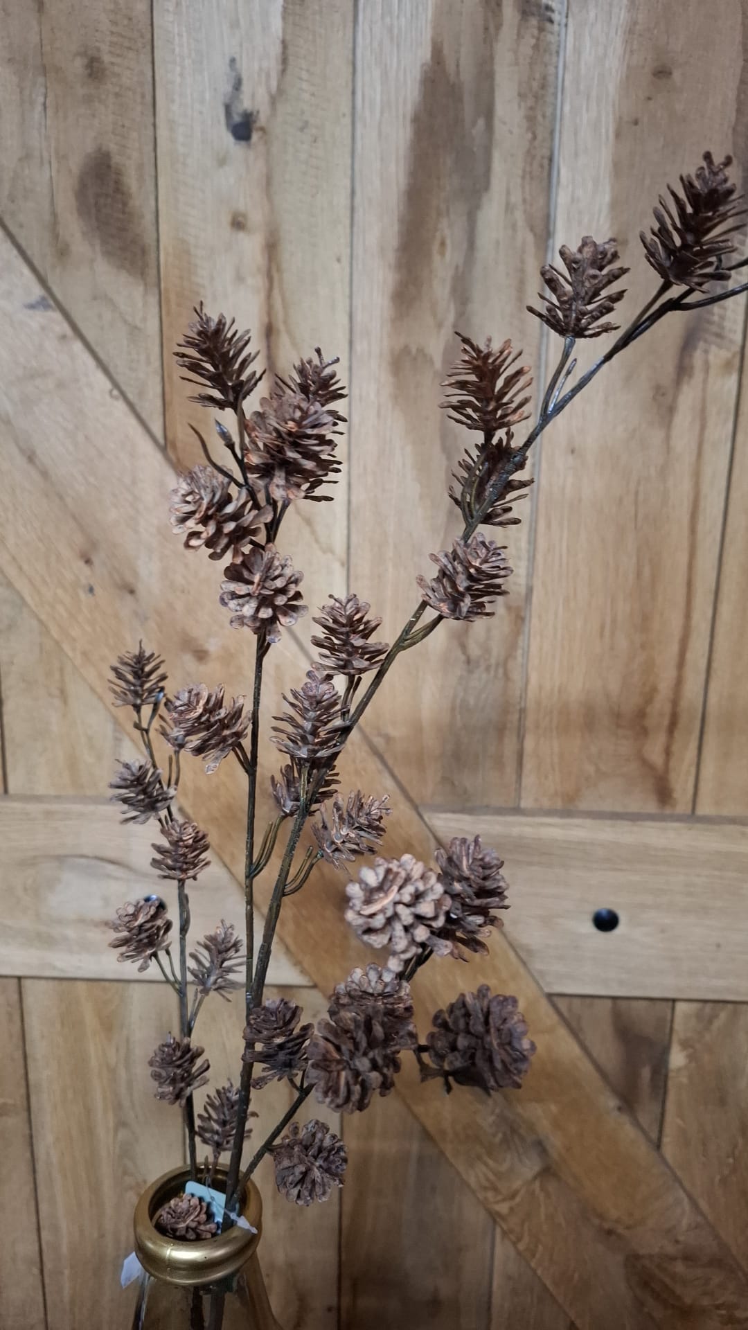 Pice Cone Multi Twig Brown kunsttak 85 cm met bruine kegels; exclusief vaas